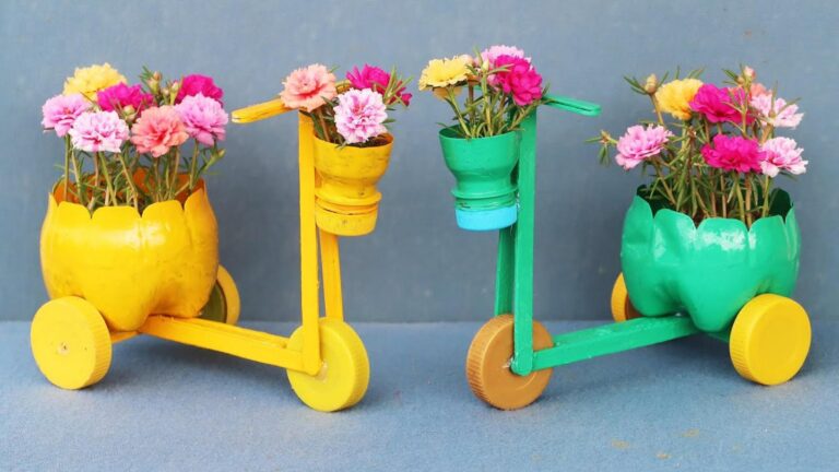 Une idée toute simple pour transformer vos bouteilles en pot de fleurs irrésistible…