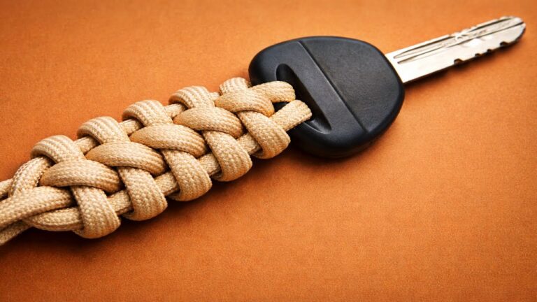 3 astuces pour réaliser un porte-clés incroyable avec ce nœud secret !