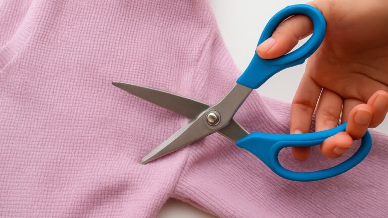 7 astuces DIY géniales à faire avec des vieux pulls pour épater vos amis !